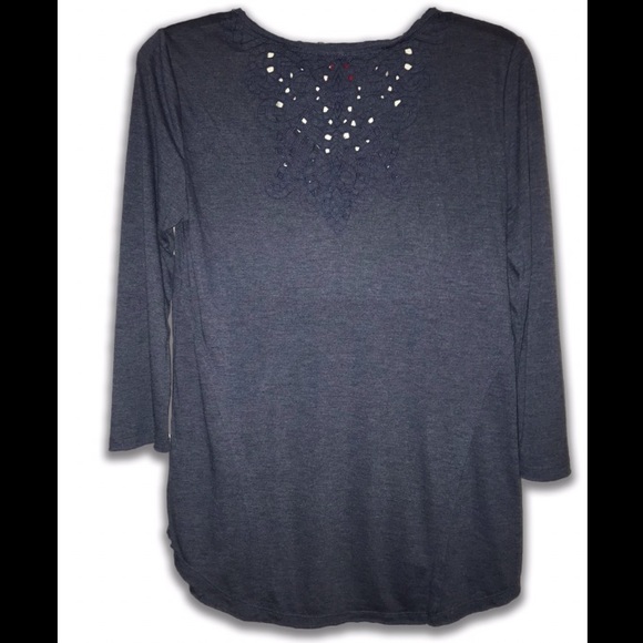 Casual blue top - Picture 2 of 2